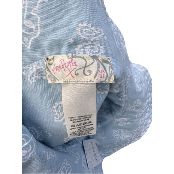 Free People Navy Paisley Bucket Hat (reversible!!) - Picture 4 of 8